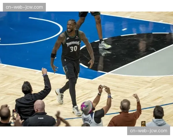 爵士助攻数据领跑联盟 但防守失分过高难取胜 爵士助攻数据领跑联盟 但防守失分过高难取胜